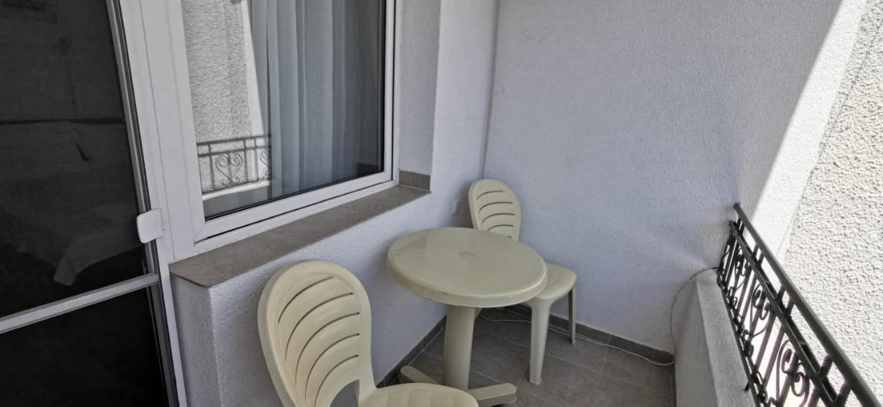 Къща За Гости The Sunny Corner โซโซโปล ภายนอก รูปภาพ