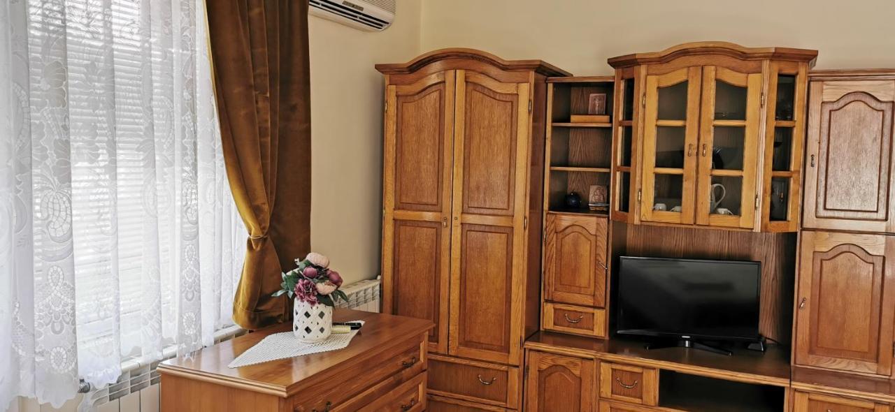 Къща За Гости The Sunny Corner โซโซโปล ภายนอก รูปภาพ